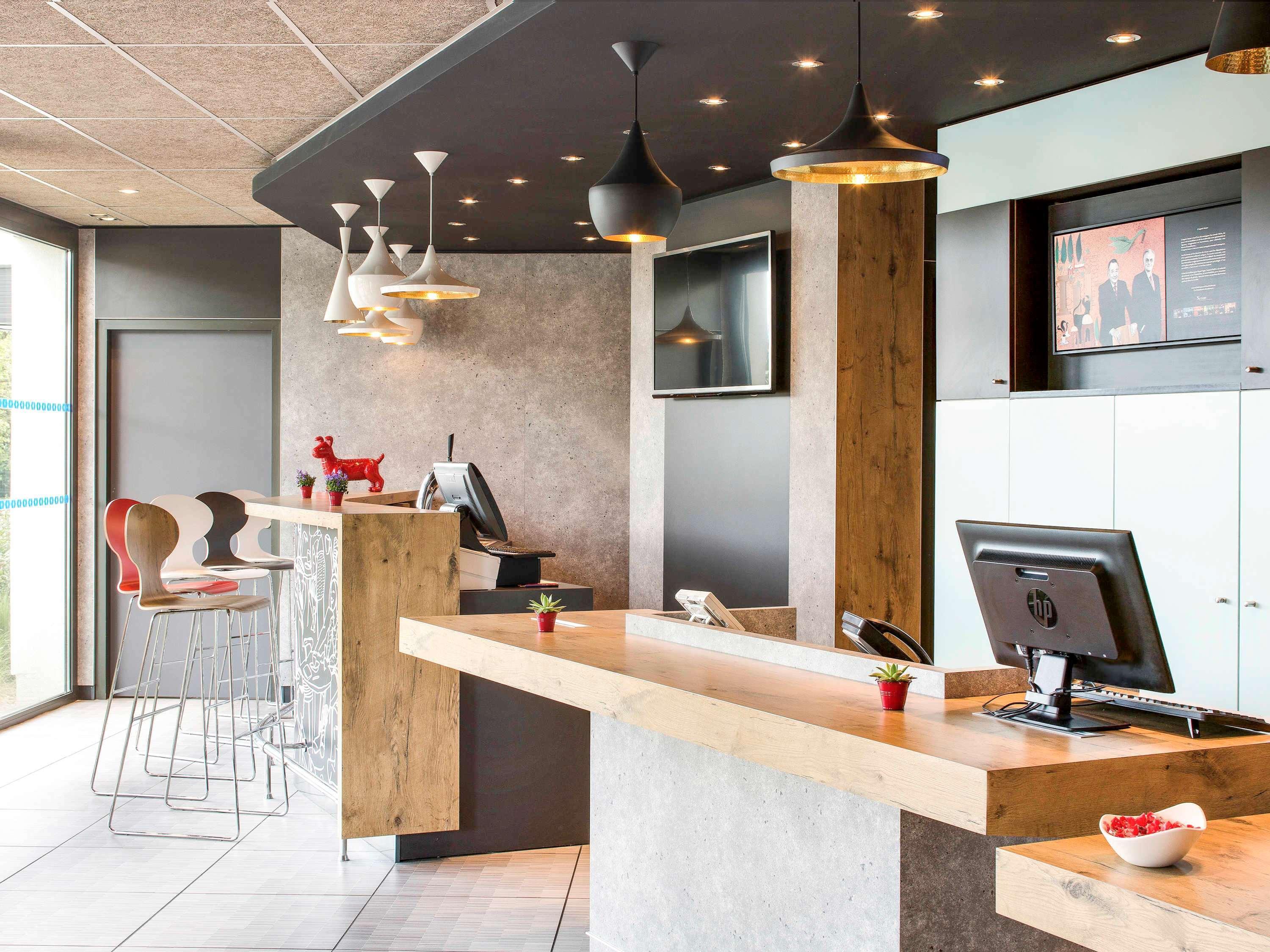 Hotel Ibis Montceau Les Mines Exteriér fotografie