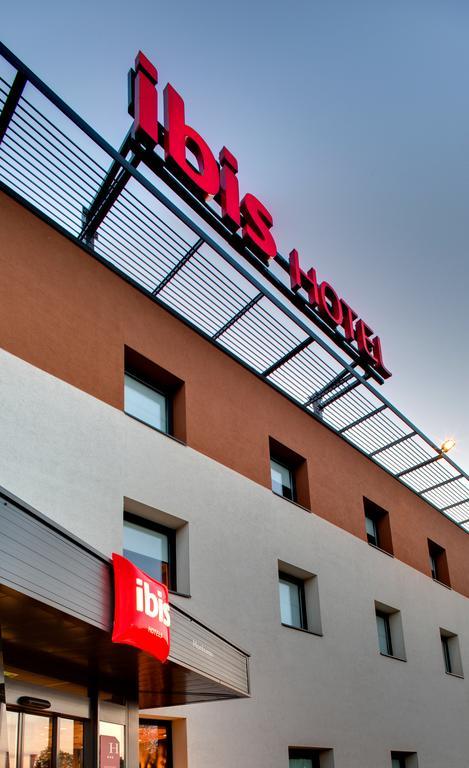 Hotel Ibis Montceau Les Mines Exteriér fotografie