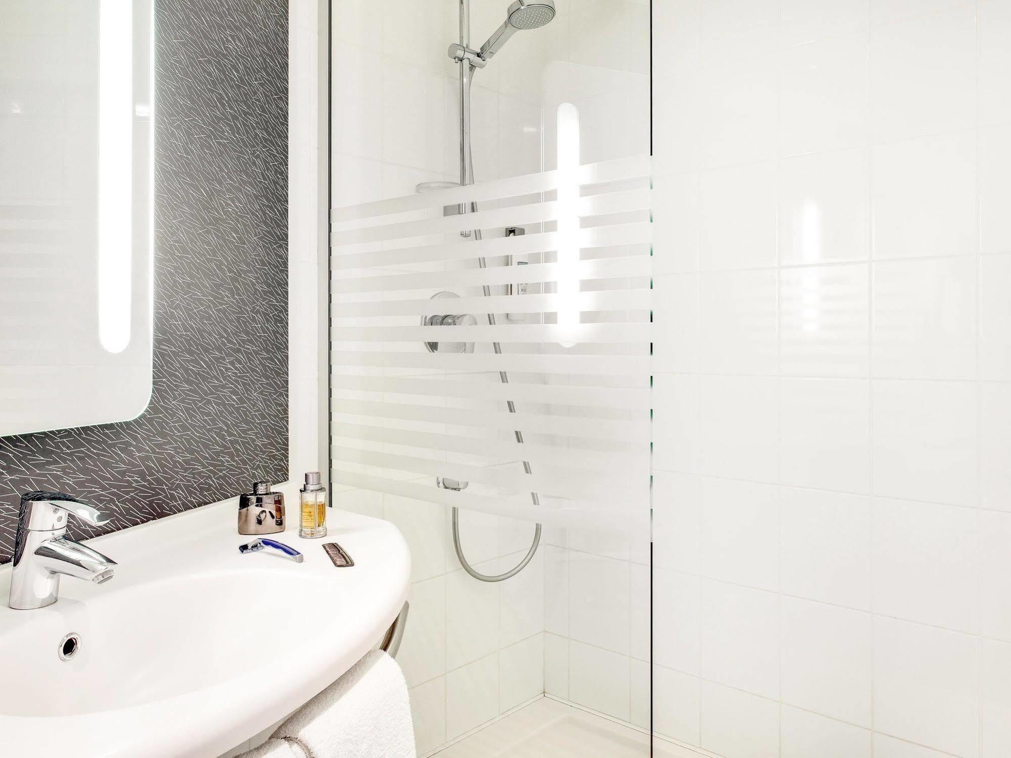 Hotel Ibis Montceau Les Mines Exteriér fotografie