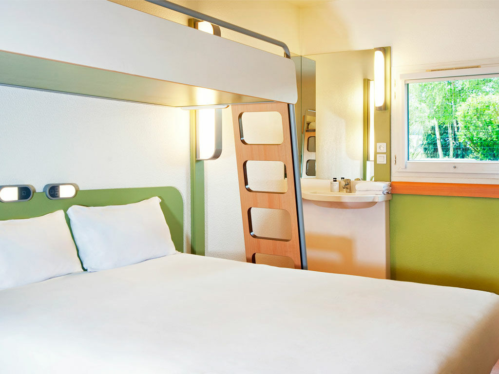Hotel Ibis Montceau Les Mines Exteriér fotografie